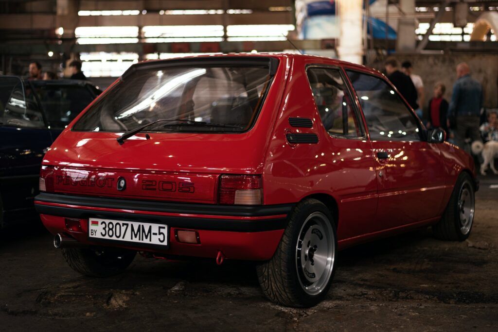 investir dans une peugeot 205 gti maintenant 1