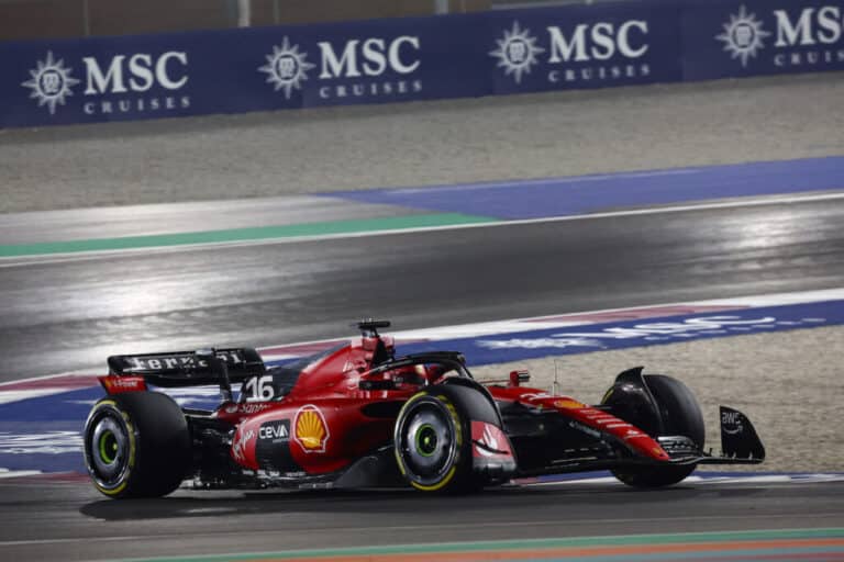 descubre la esencia de ferrari en shanghái, donde la pasión por la velocidad y el lujo se fusionan en un entorno emblemático. vive una experiencia única llena de innovación y elegancia.